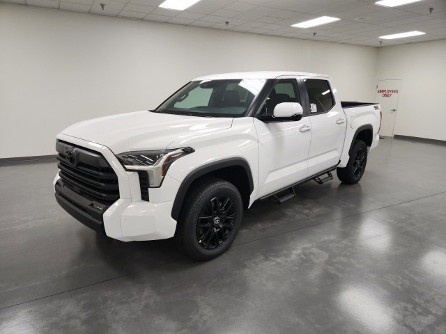 New 2026 Toyota Tundra SR5 image 2