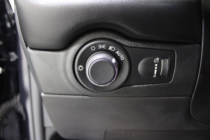 Used 2024 Dodge Durango GT image 43