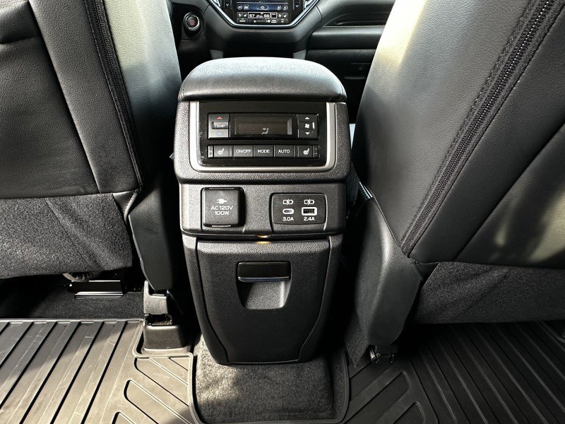 Certified 2025 Subaru Ascent Bronze Edition w/ Onyx Package image 15