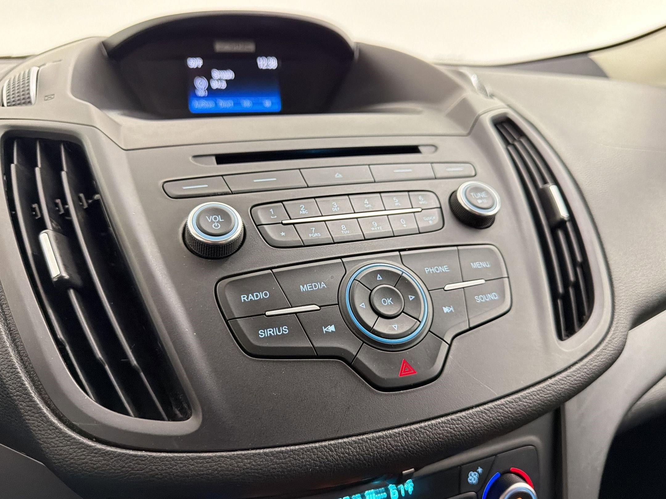 Used 2018 Ford Escape SE FWD image 27