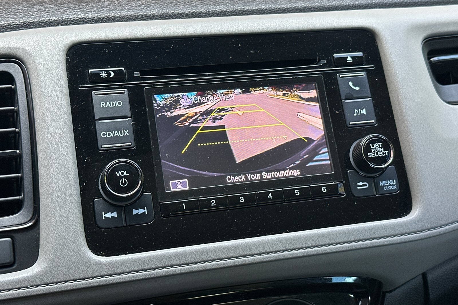 Used 2017 Honda HR-V LX image 19
