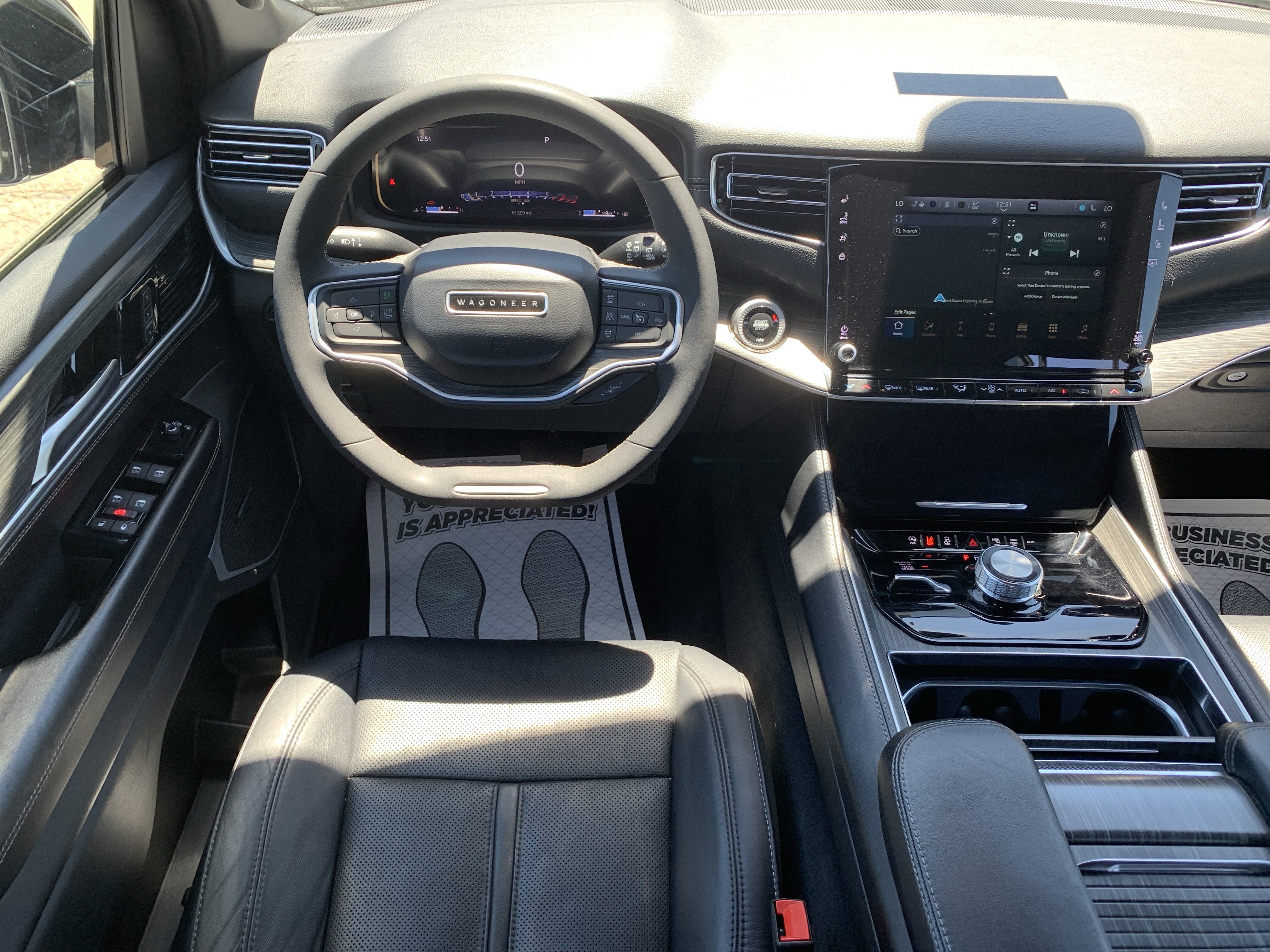 Used 2024 Jeep Wagoneer Series II AWD/4WD image 37