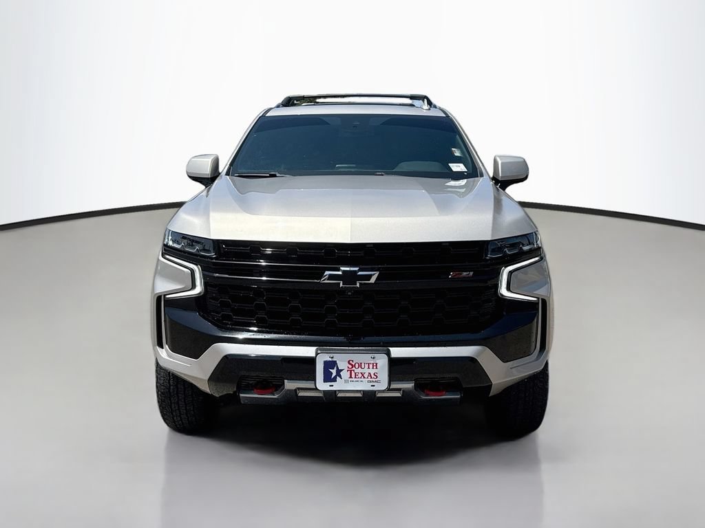 Used 2023 Chevrolet Tahoe Z71 w/ Luxury Package AWD/4WD image 2
