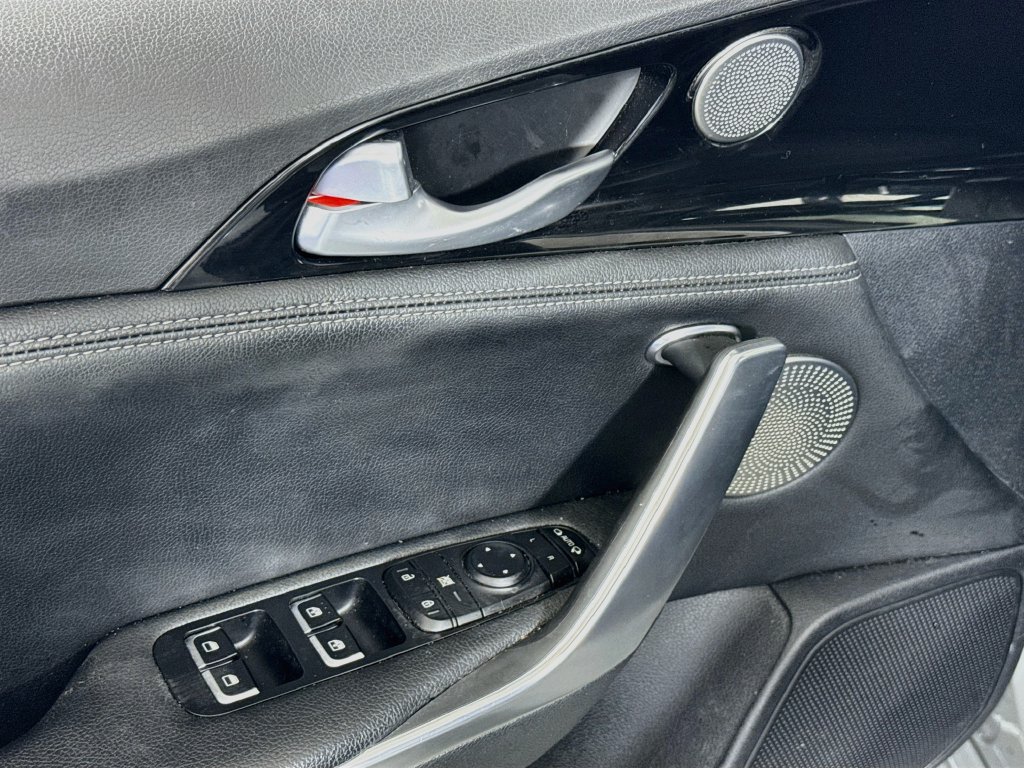 Used 2022 Kia Stinger GT-Line w/ Sun & Sound Package AWD/4WD image 18