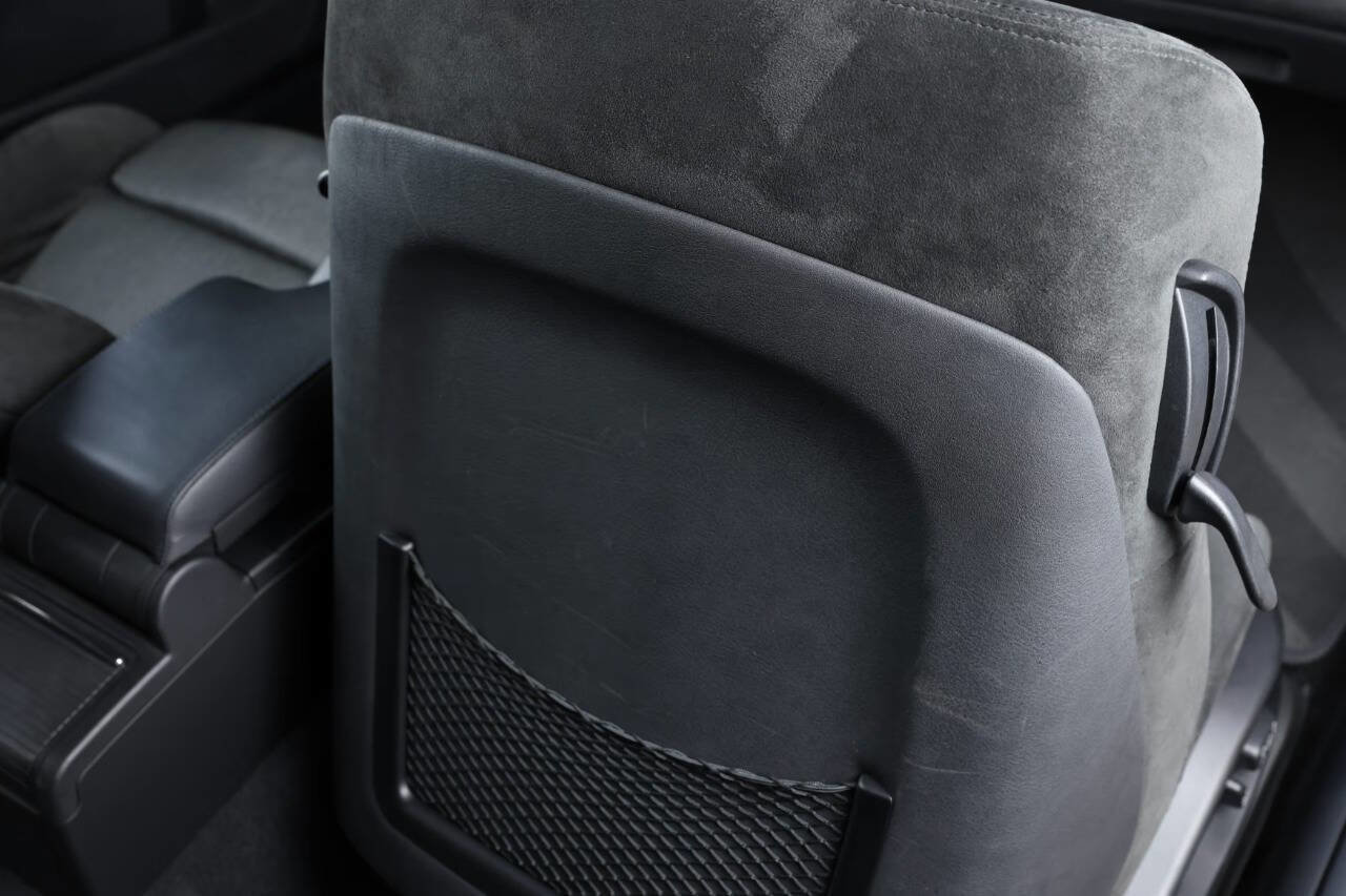 Used 2004 BMW 330Ci 330Ci 2dr Coupe image 80