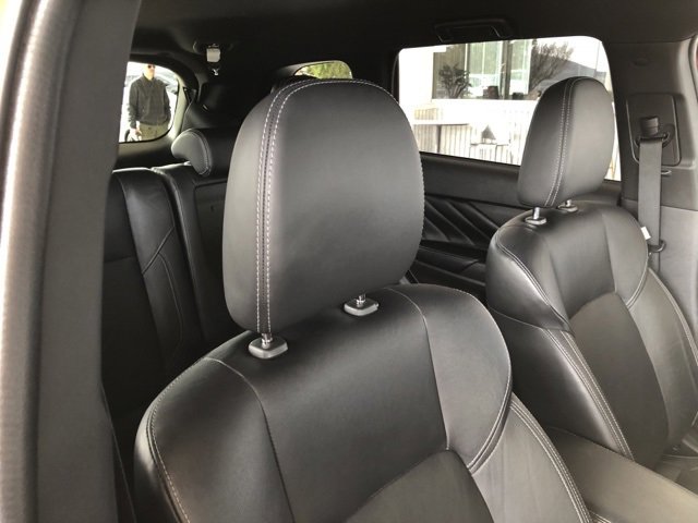 Used 2020 Mitsubishi Outlander SEL image 56