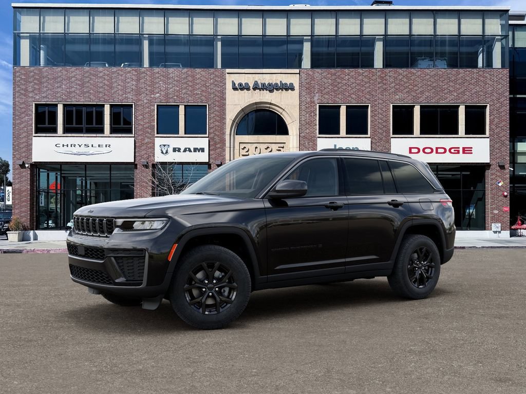 New 2026 Jeep Grand Cherokee Altitude RWD image 2
