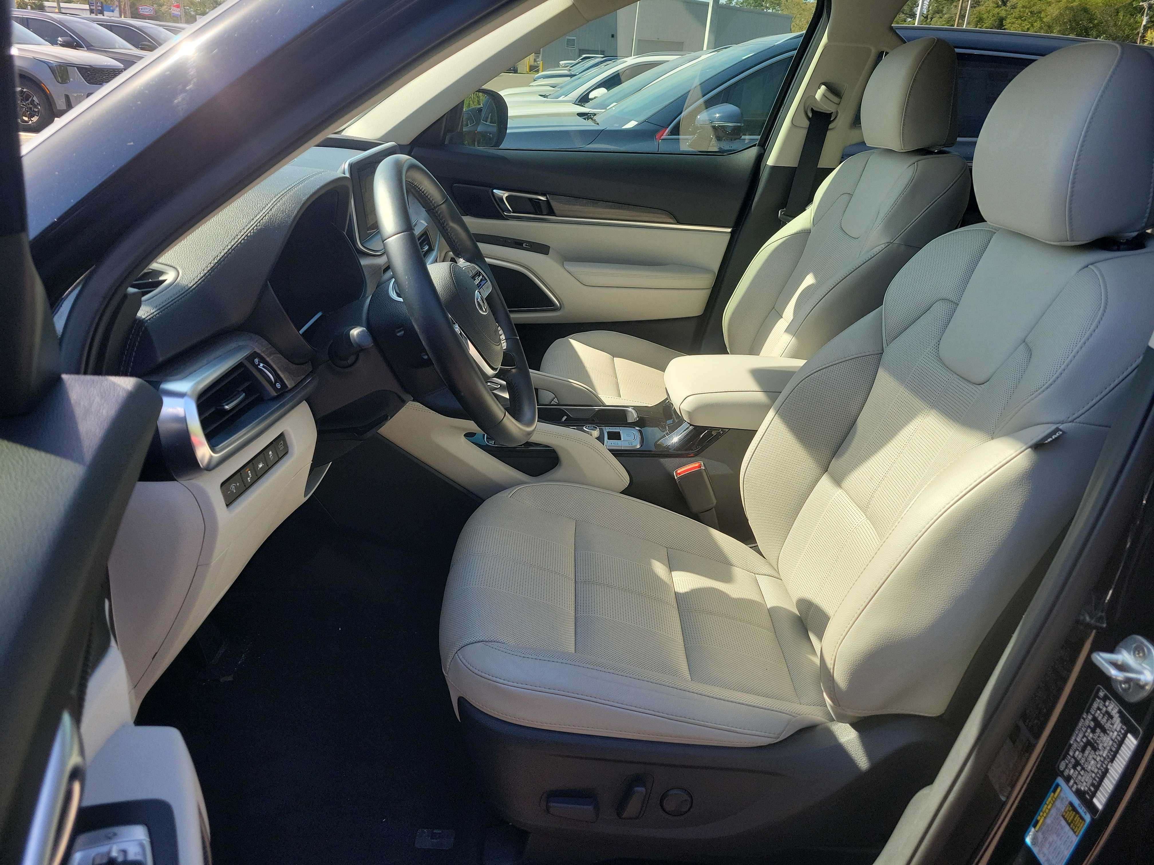 Used 2020 Kia Telluride EX w/ EX Premium Package image 23