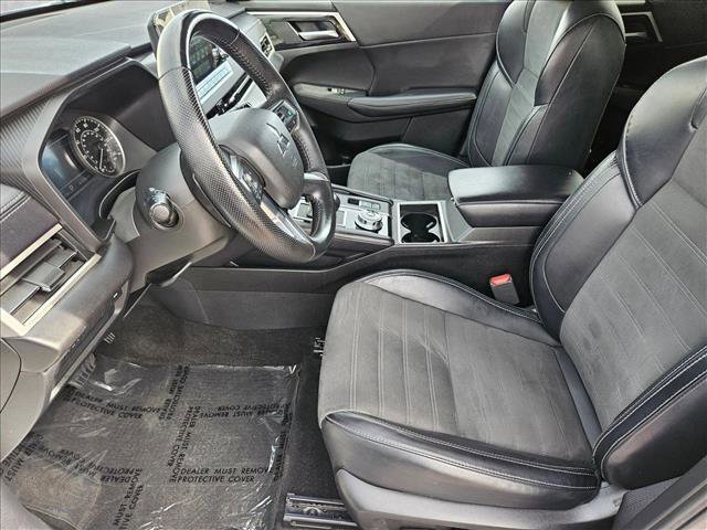 Used 2024 Mitsubishi Outlander SE image 20