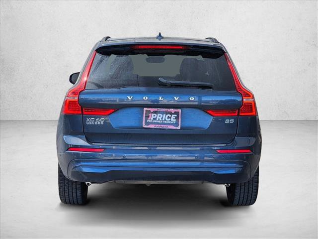 Used 2022 Volvo XC60 B5 Momentum w/ Advanced Package FWD image 7