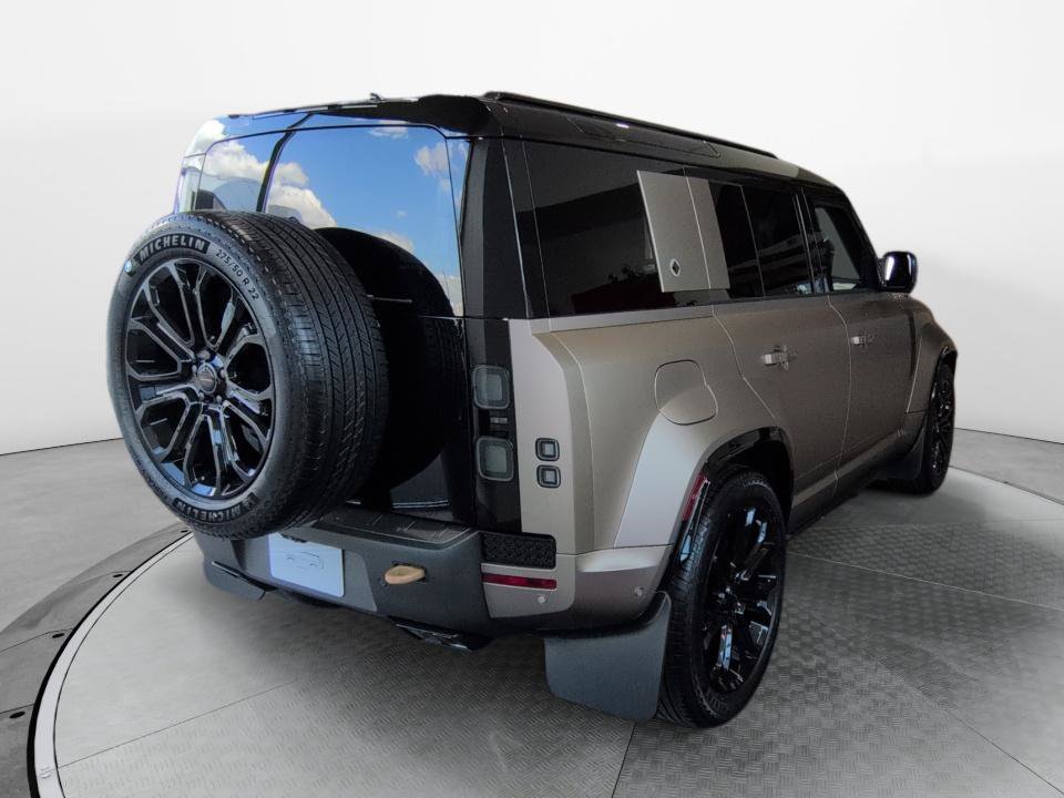 New 2026 Land Rover Defender 110 AWD/4WD image 6