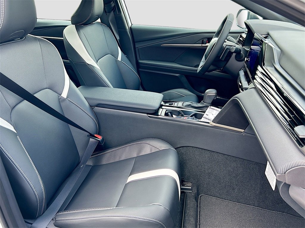 New 2025 Toyota Camry SE image 26