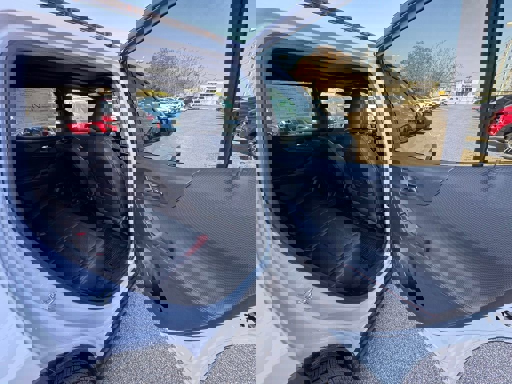 New 2026 Chevrolet Equinox RS w/ LPO, Floor Liner Package image 21