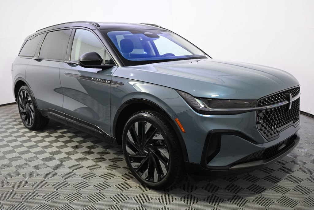 New 2026 Lincoln Nautilus Reserve image 8