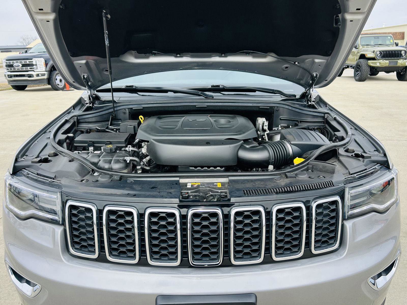 Used 2021 Jeep Grand Cherokee Limited w/ Sun & Sound Group image 41