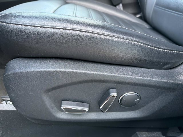 Used 2017 Ford Edge SEL w/ Equipment Group 201A image 12