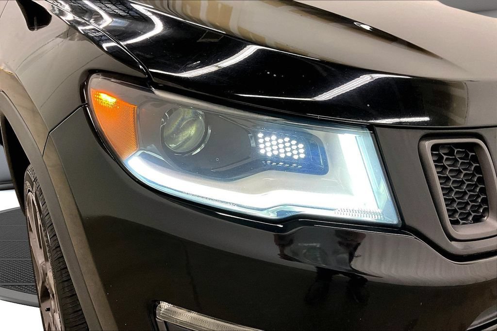 Used 2020 Jeep Compass High Altitude AWD/4WD image 30