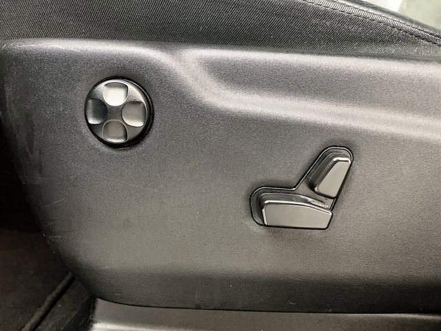 Used 2021 Jeep Grand Cherokee Laredo X image 13