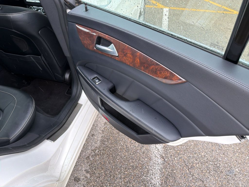 Used 2014 Mercedes-Benz CLS 550 4MATIC image 17