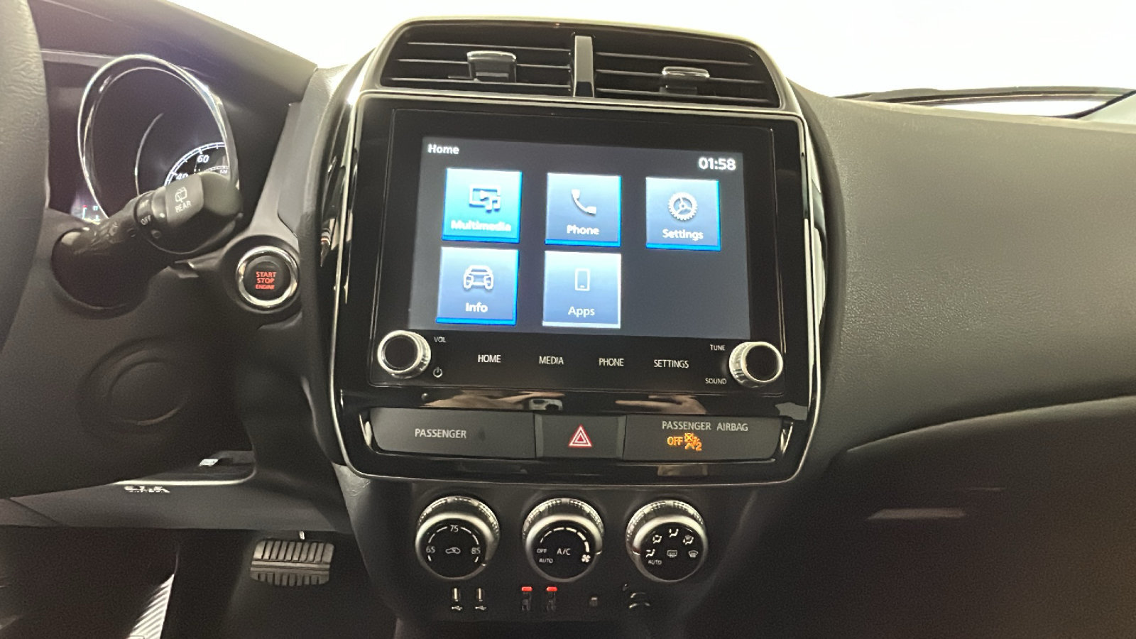 Used 2025 Mitsubishi Outlander Sport SE AWD/4WD image 26