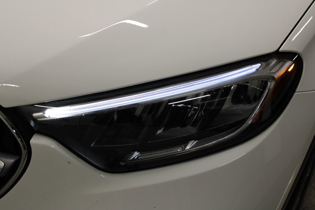 Used 2024 Mercedes-Benz GLC 300 image 7