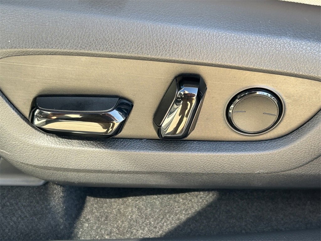 Used 2025 Lexus RX 350 image 25