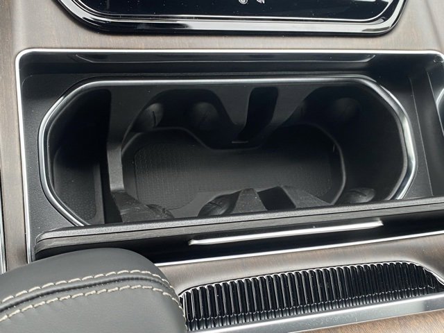 New 2024 Jeep Grand Wagoneer Series I w/ HD Trailer Tow Package image 25