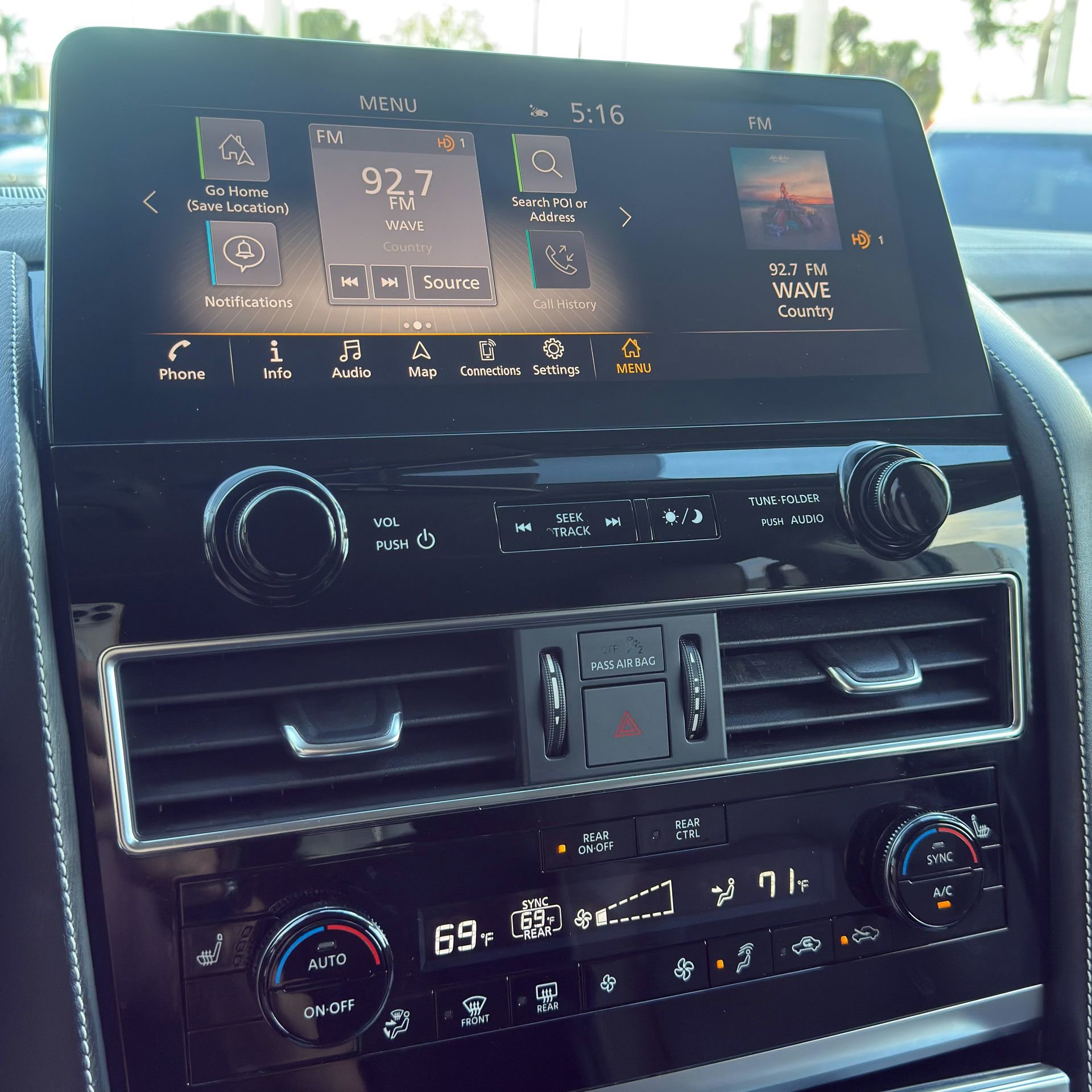 Used 2024 INFINITI QX80 Premium Select w/ Cargo Package image 32