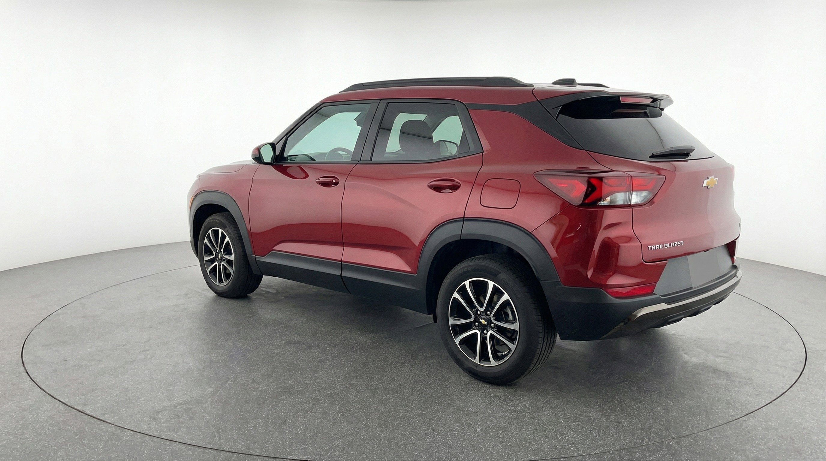 Used 2025 Chevrolet TrailBlazer LT image 6