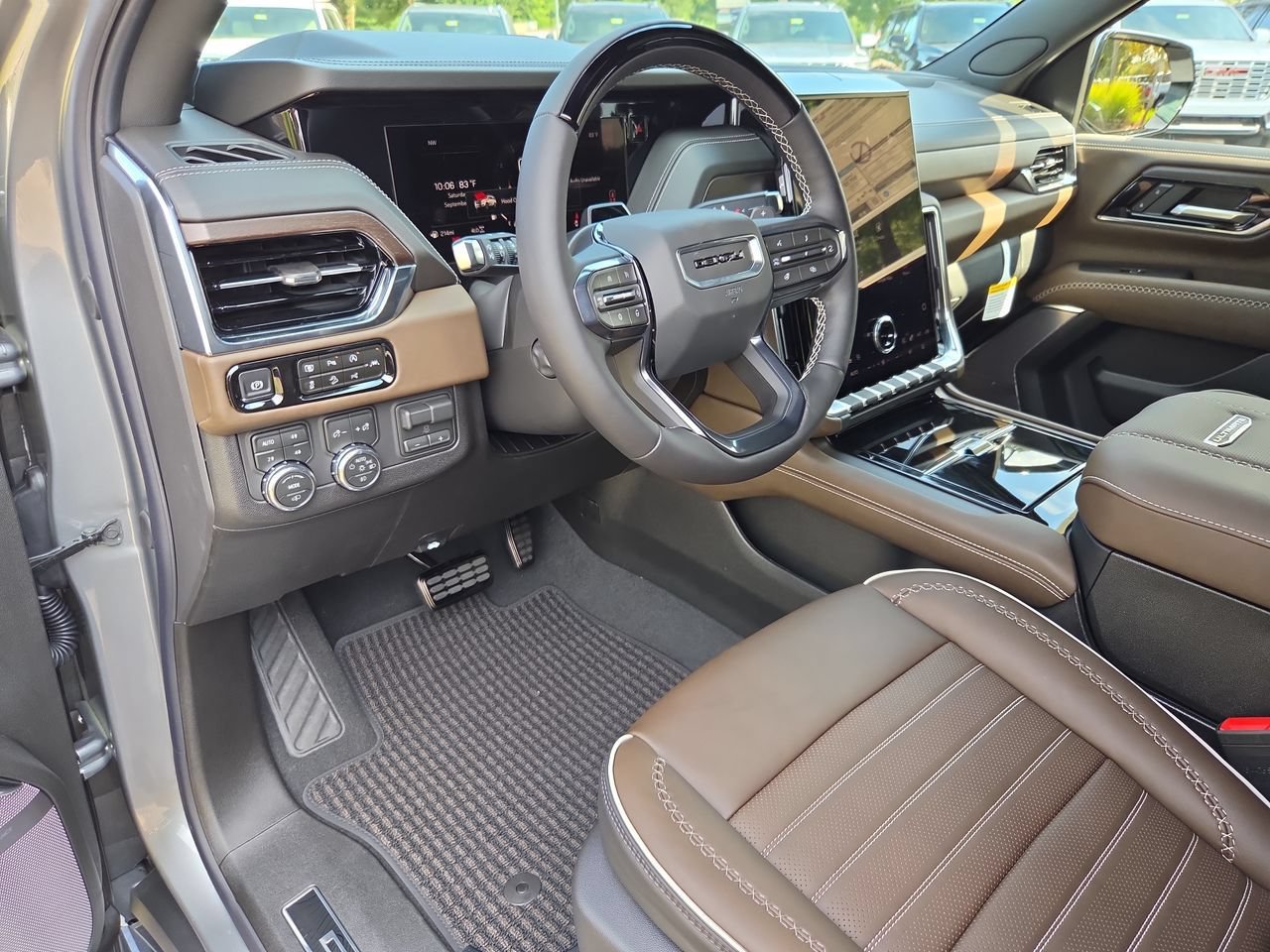 New 2026 GMC Yukon XL Denali Ultimate AWD/4WD image 10