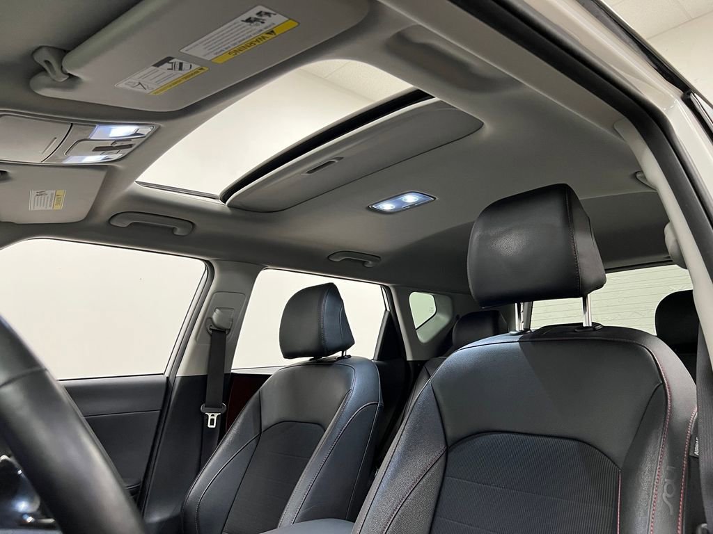 Used 2022 Kia Soul Turbo image 19