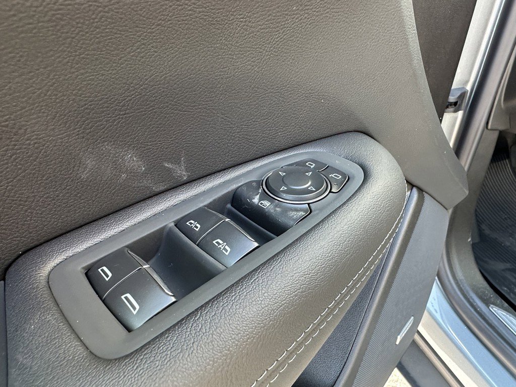 New 2026 Cadillac XT5 Luxury w/ LPO, Floor Liner Package image 18