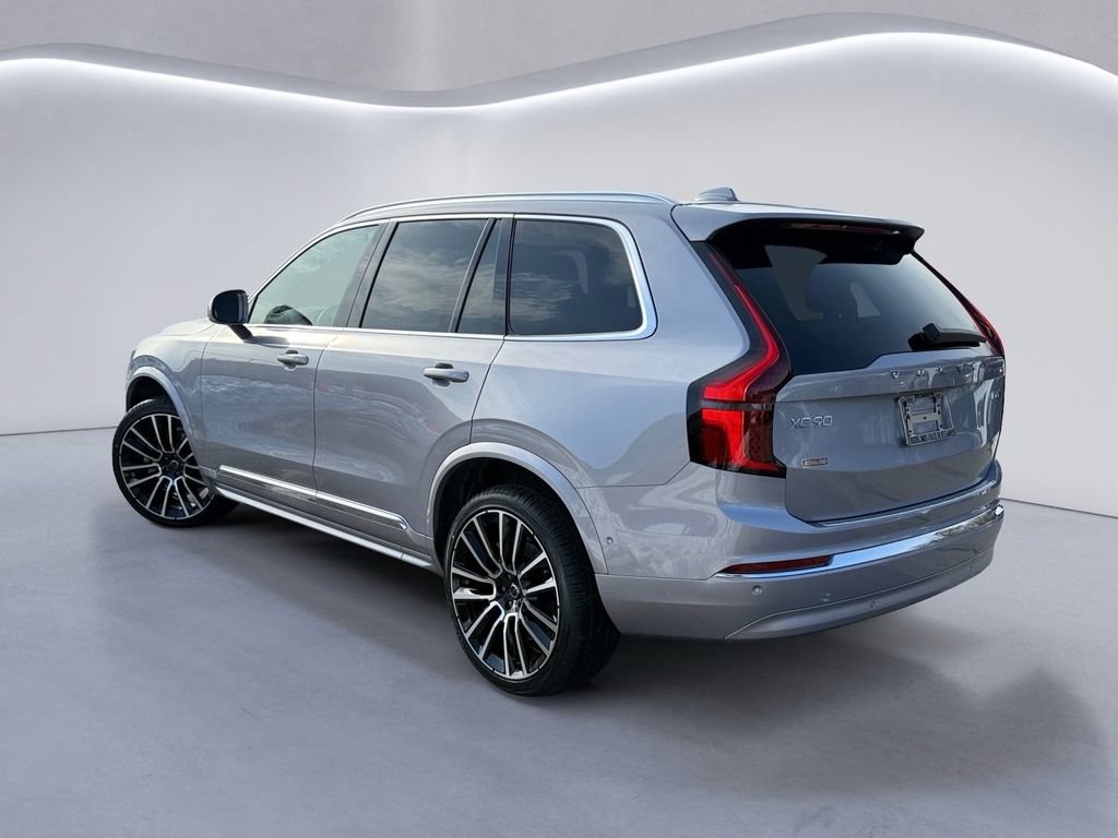 Used 2026 Volvo XC90 B6 Plus w/ Protection Package Premier AWD/4WD image 5