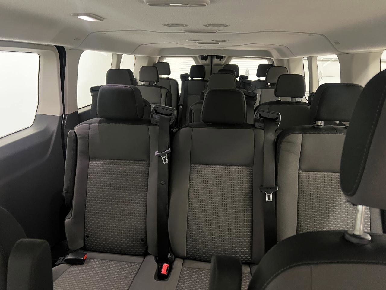 Used 2024 Ford Transit 350 XLT RWD image 28
