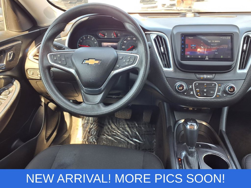 Used 2020 Chevrolet Malibu LT FWD image 6