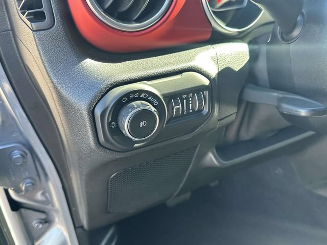 Used 2020 Jeep Wrangler Unlimited Rubicon AWD/4WD image 30