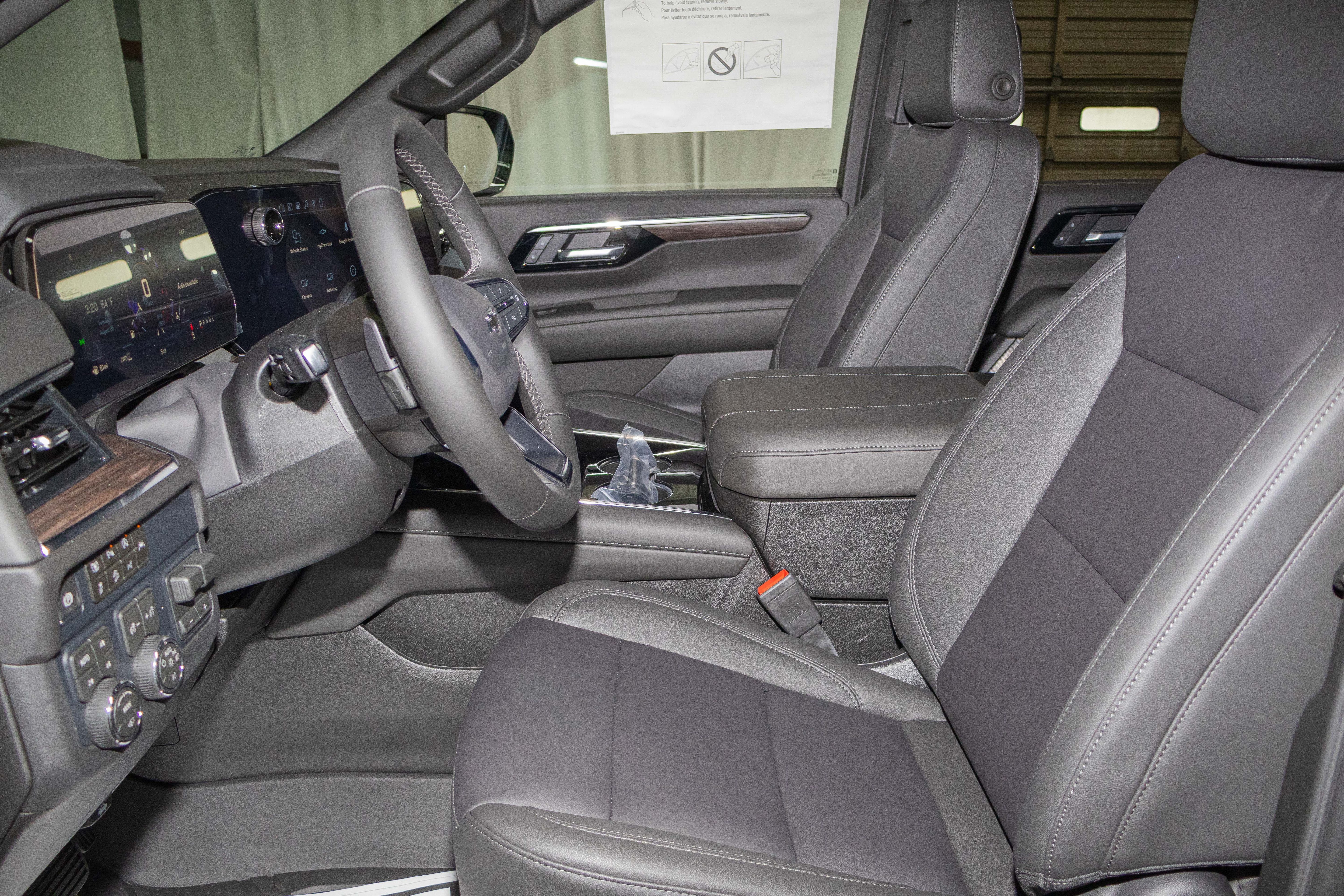 New 2026 Chevrolet Tahoe Z71 w/ Z71 Off-Road Package AWD/4WD image 8