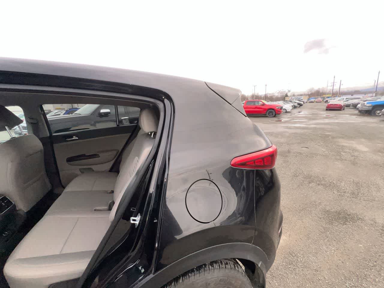 Used 2018 Kia Sportage LX AWD/4WD image 24