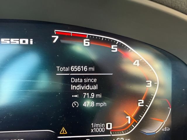 Used 2020 BMW M550i xDrive w/ Dynamic Handling Package image 17