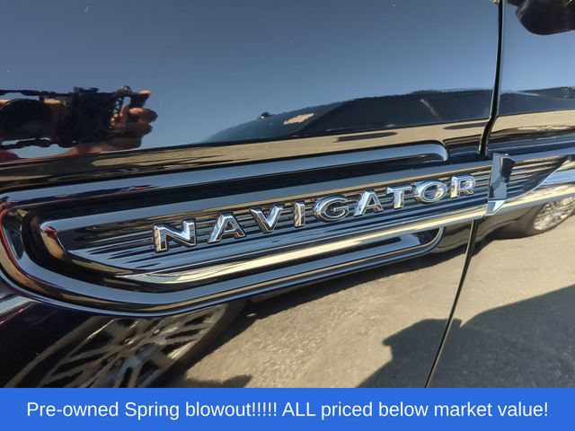 Used 2024 Lincoln Navigator Reserve AWD/4WD image 10