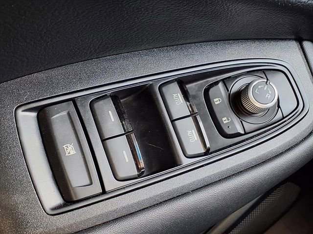 Used 2022 Subaru Outback Premium image 19