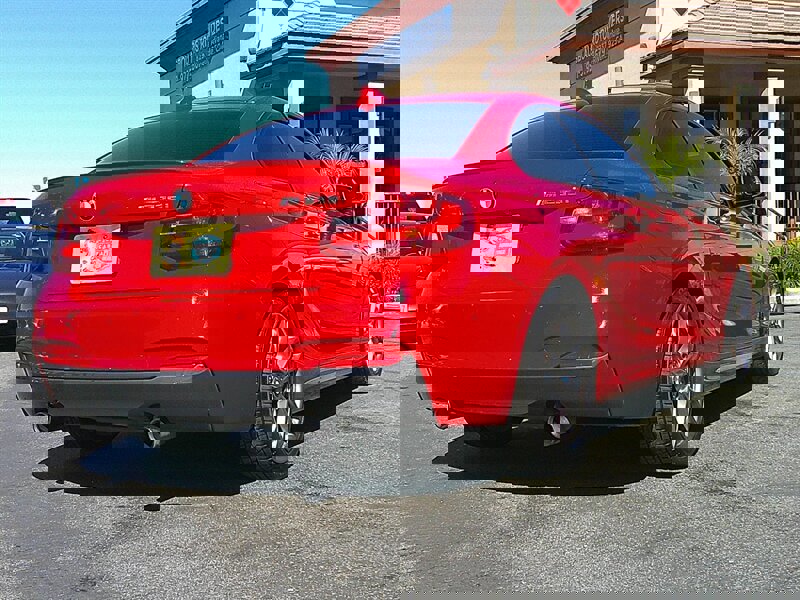 Used 2016 BMW M235i Coupe w/ Technology Package image 7