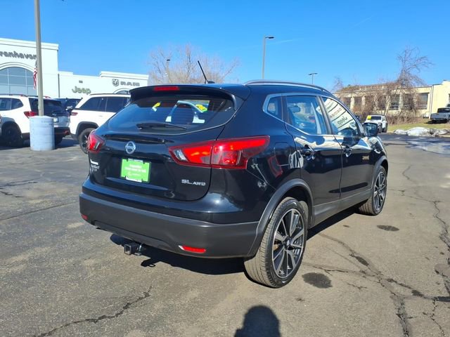 Used 2017 Nissan Rogue Sport SL image 4