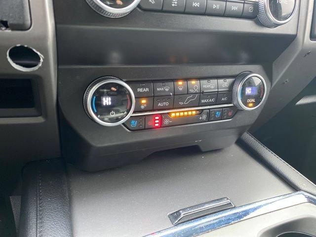 Used 2021 Ford Expedition XLT AWD/4WD image 11