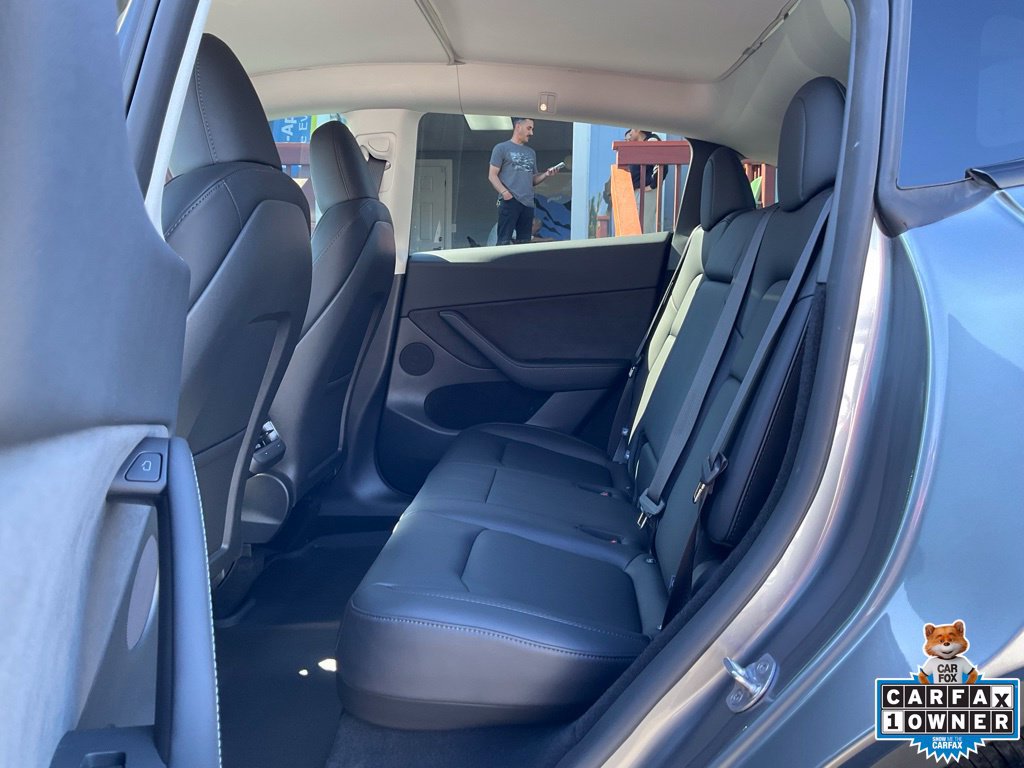 Used 2025 Tesla Model Y Performance AWD/4WD image 8