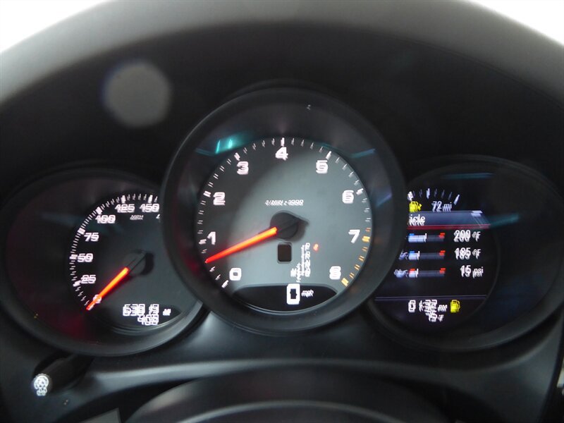 Used 2021 Porsche Macan S AWD/4WD image 12