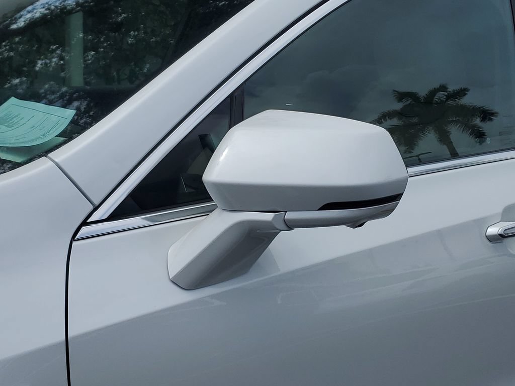 Certified 2025 Cadillac XT4 Premium Luxury w/ Technology Package FWD image 12