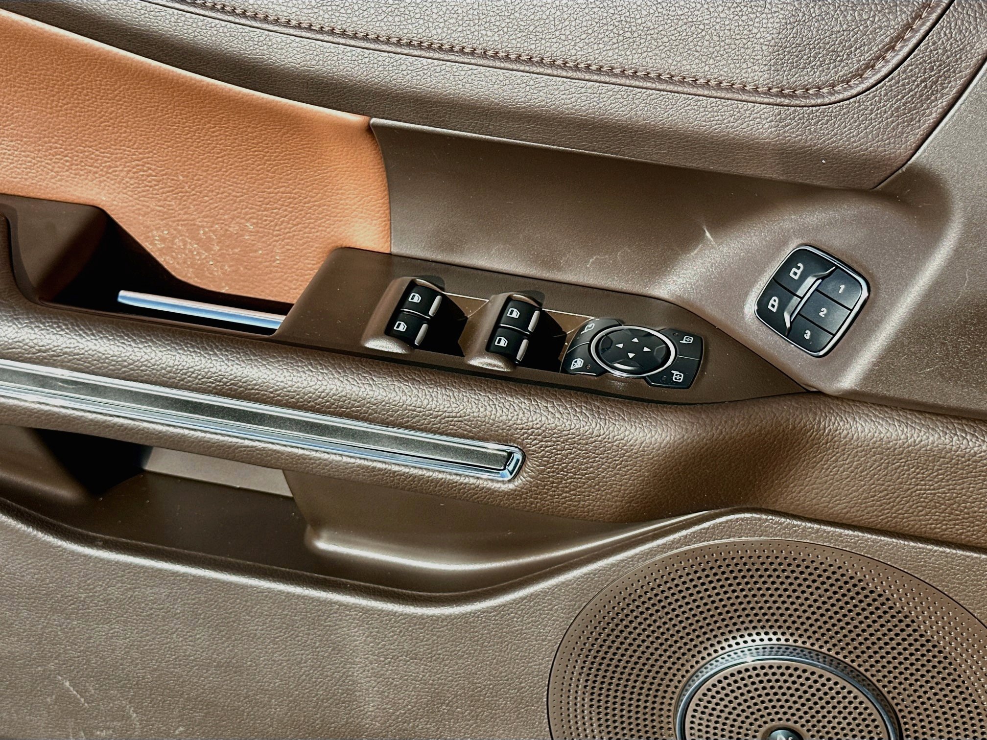 Used 2023 Ford Expedition King Ranch RWD image 18