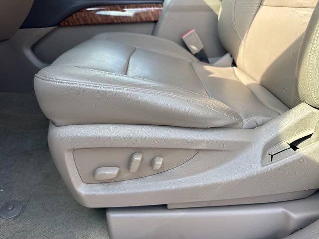 Used 2017 Chevrolet Suburban Premier image 20