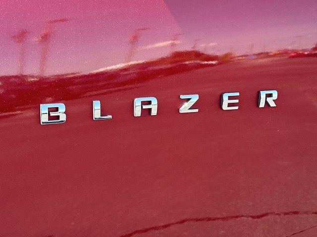 Certified 2023 Chevrolet Blazer LT w/ Sound & Technology Package FWD image 31